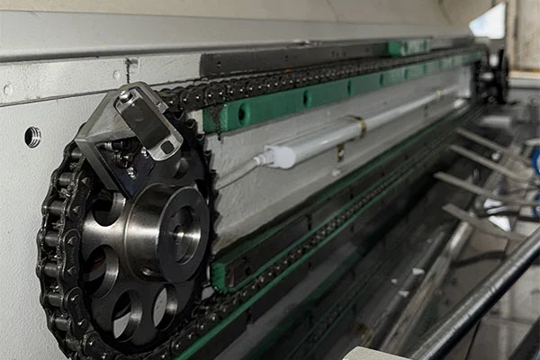 Hur tänjer Full-Servo-teknik på gränserna för screentryck?